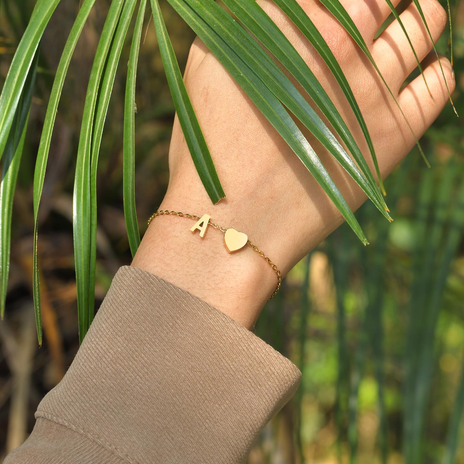 PULSEIRA LETRA DOURADA (16+5 cm)