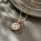 COLAR FLOR DE DIAMANTE