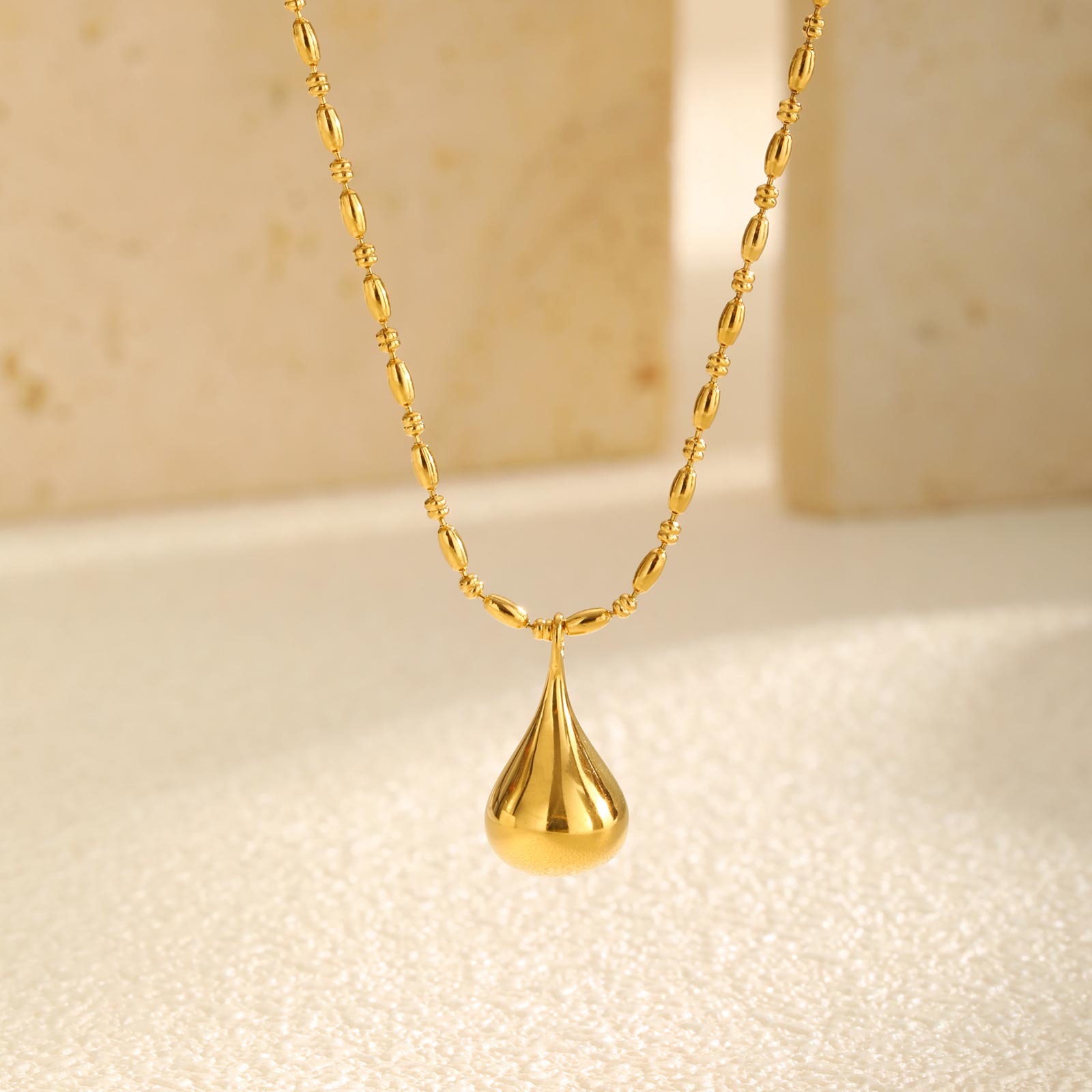 COLAR GOTA D'ÁGUA